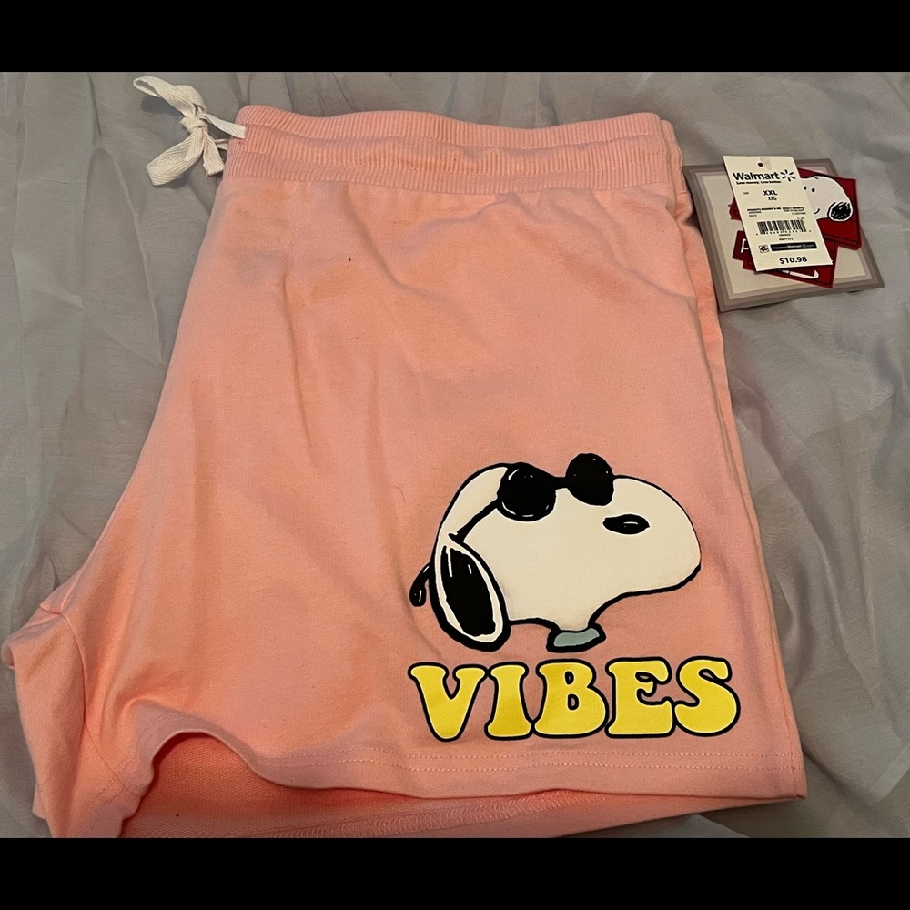 Graphic shorts (3)